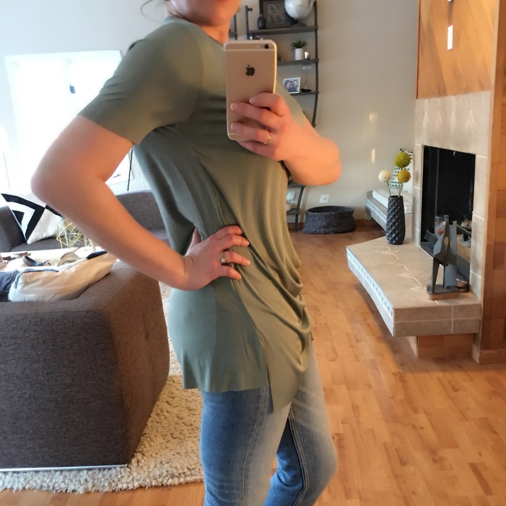 Last ones! Waterfall Draped Tee - Picture 3 of 7